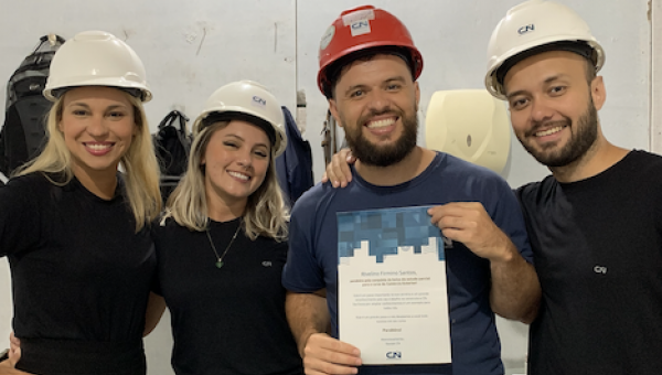 Incentivando a excelência. Conheça o Programa de Bolsa de Estudos da CN Empreendimentos.