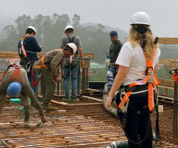 Itajaí é a 2ª cidade de Santa Catarina com a maior geração de empregos em 2024